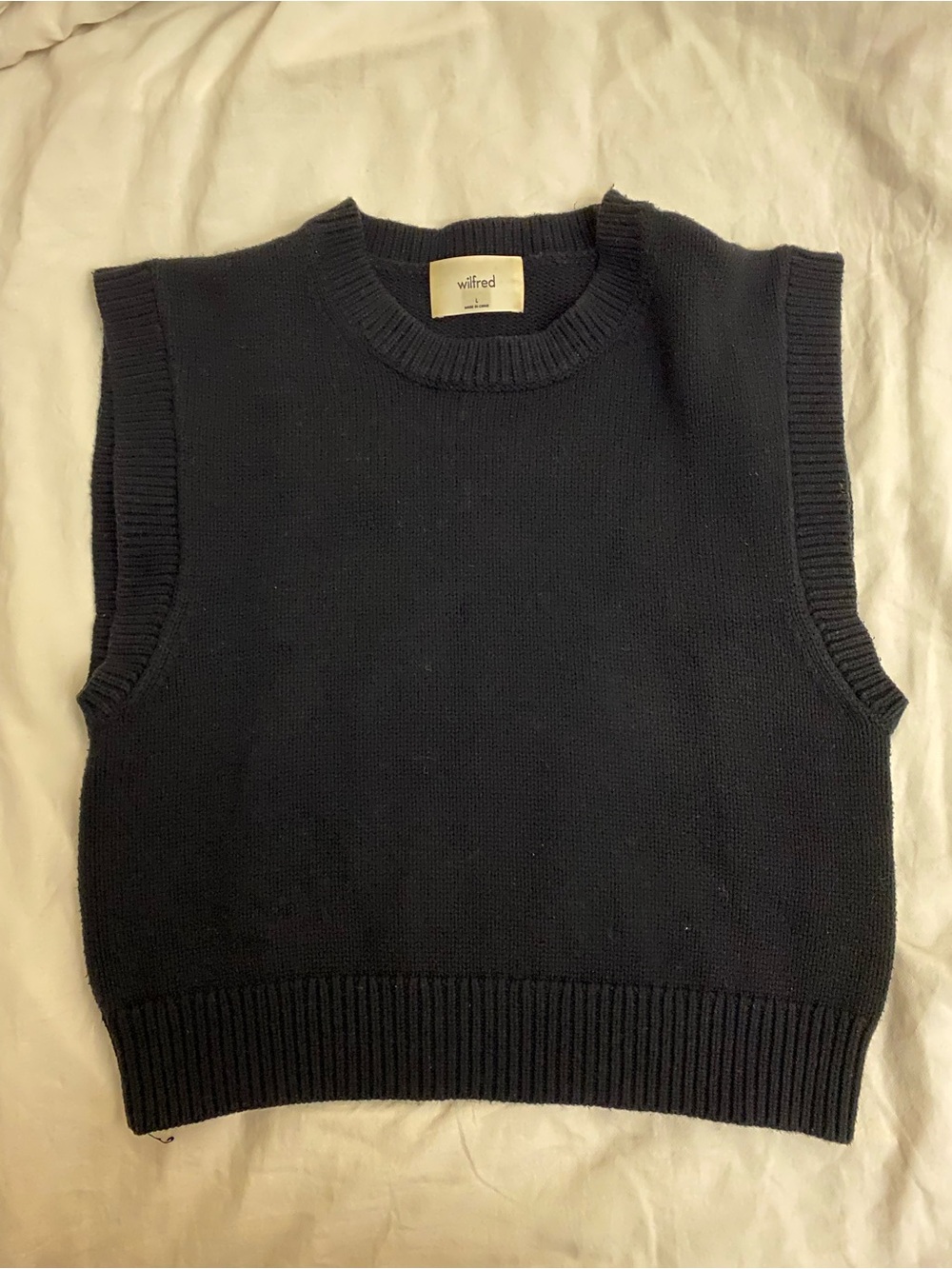 Wilfred Black Sleeveless Crewneck Knit Vest